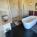 Villa Provencal With Garden & Pool *