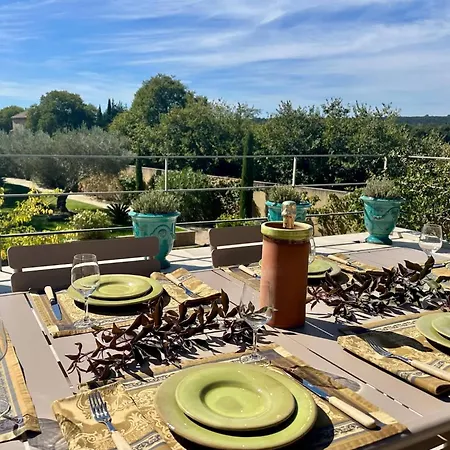 Provencal With Garden & Pool *
