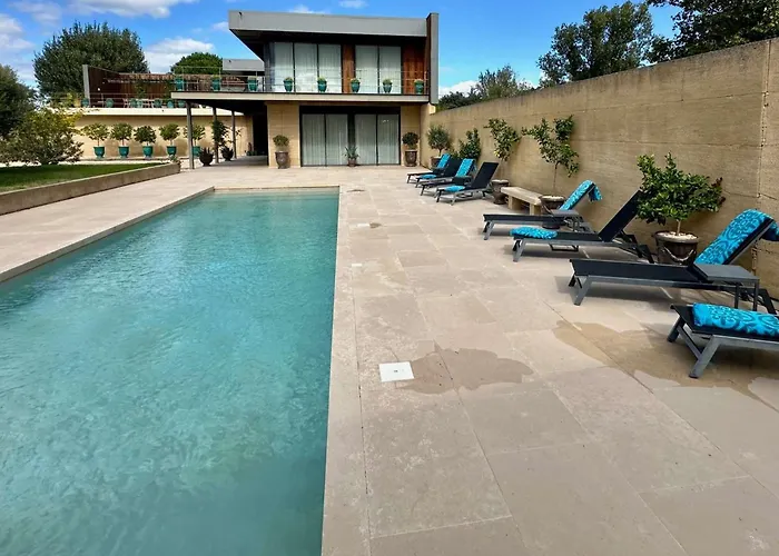 Vila Provencal With Garden & Pool *